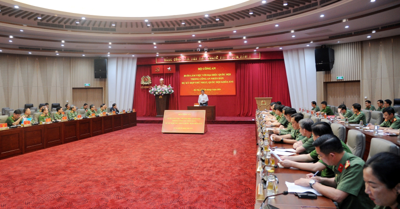 MPS leadership meets with NA deputies as public security officers -0