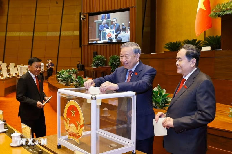 Lựa chọn hiền tài và kiến tạo phát triển -0