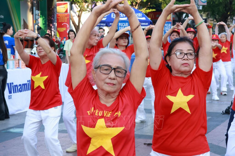 140725-vna_potal_tp_ho_chi_minh_nhieu_hoat_dong_y_nghia_chao_mung_ngay_suc_khoe_toan_dan_8682475.jpg -0