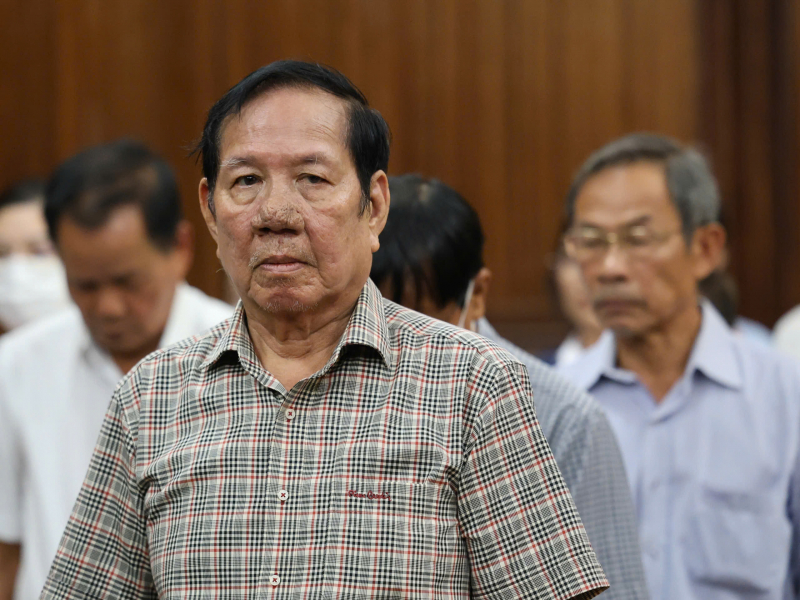 Vụ “biến” đất công thành đất tư: Nhiều bị cáo khóc, ăn năn nhận lỗi -0