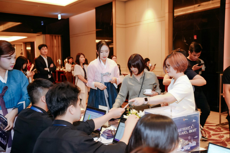 Hàn Quốc cấp visa 10 năm cho khách Việt - “cú hích” mới cho du lịch song phương -0