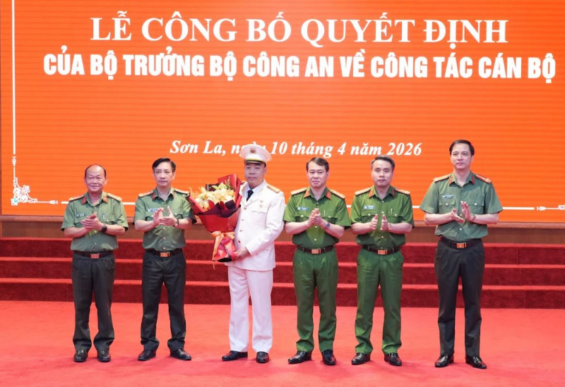 Công an tỉnh Sơn La có tân Phó Giám đốc -1