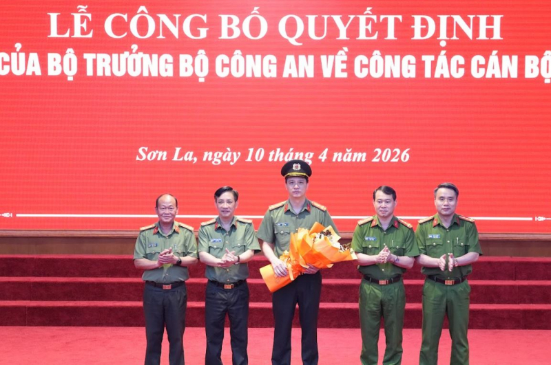 Công an tỉnh Sơn La có tân Phó Giám đốc -2