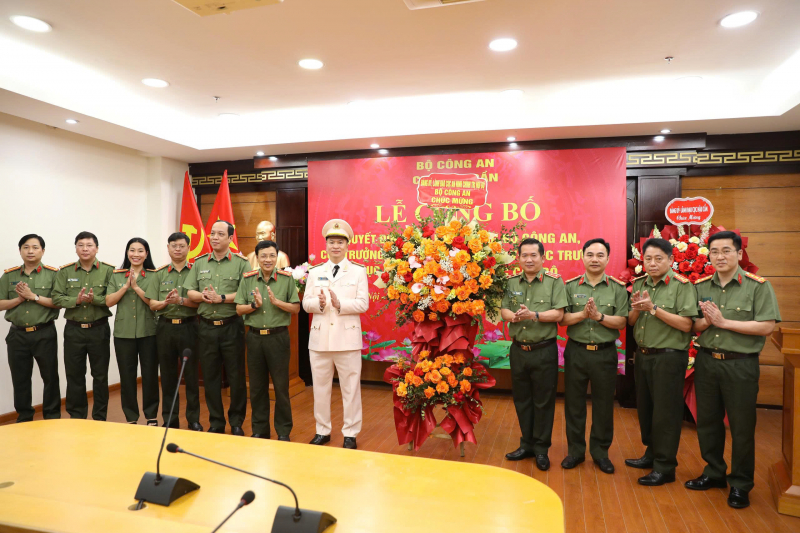 Cục Hậu cần tổ chức Lễ công bố các quyết định về công tác cán bộ -0