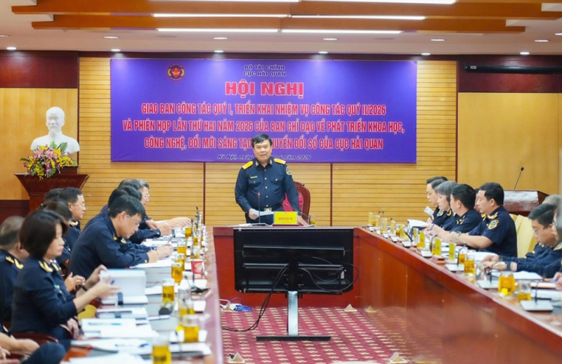 hon-41000-truy-cap-chatbot-ai-cua-hai-quan-20260407081325.jpg -0