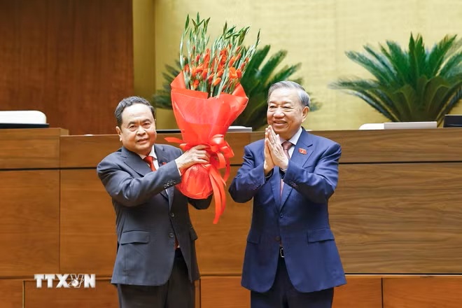 Lựa chọn hiền tài và kiến tạo phát triển -0