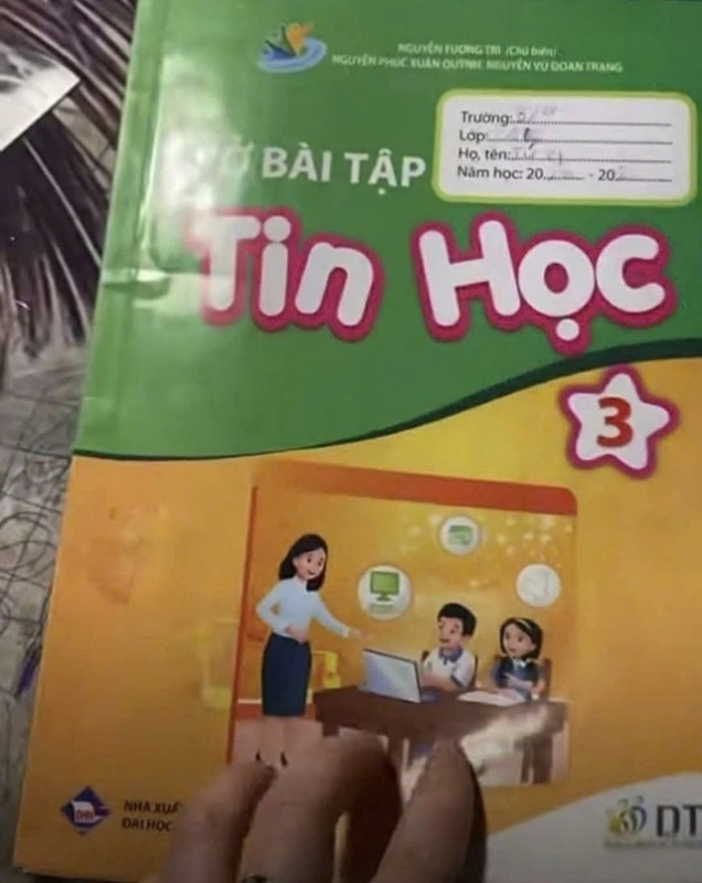 Công an vào cuộc “Vở bài tập Tin học lớp 3” chứa website “đen” -0