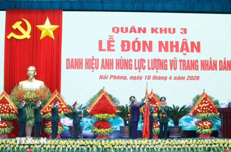 Tổng Bí thư, Chủ tịch nước Tô Lâm dự Lễ đón nhận danh hiệu Anh hùng LLVTND của Quân khu 3 -0