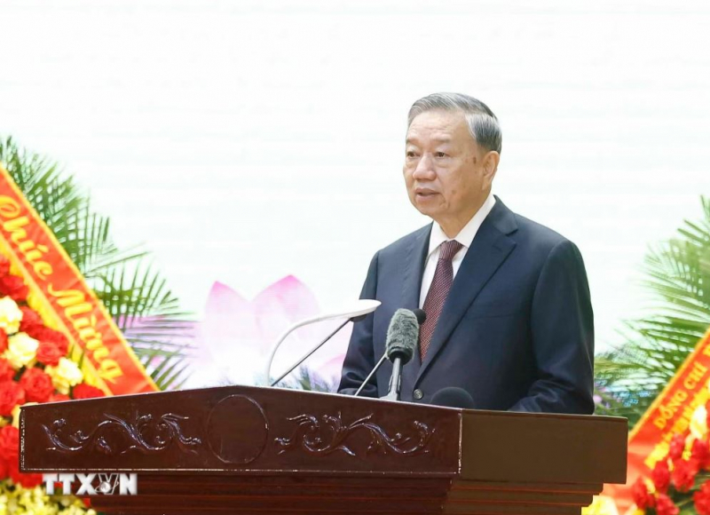 Tổng Bí thư, Chủ tịch nước Tô Lâm dự Lễ đón nhận danh hiệu Anh hùng LLVTND của Quân khu 3 -0