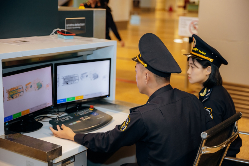 ung-dung-cot-loi-giup-hai-quan-tu-dong-hoa-100-thu-tuc-co-ban-20260317074208.jpg -1