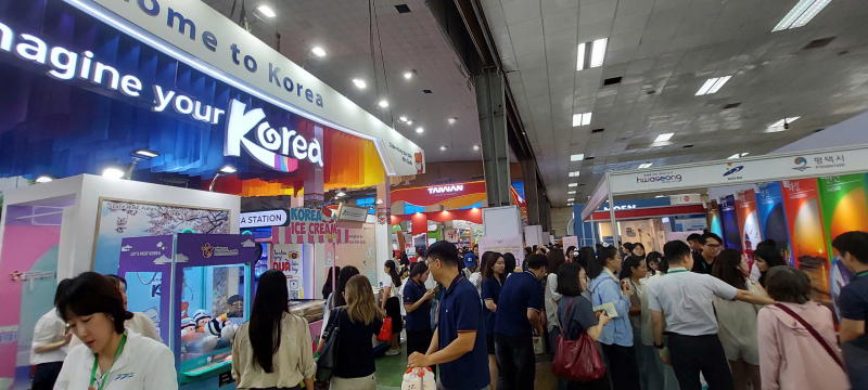 Đẩy mạnh kết nối giao thương, thúc đẩy phát triển du lịch xanh, bền vững -0