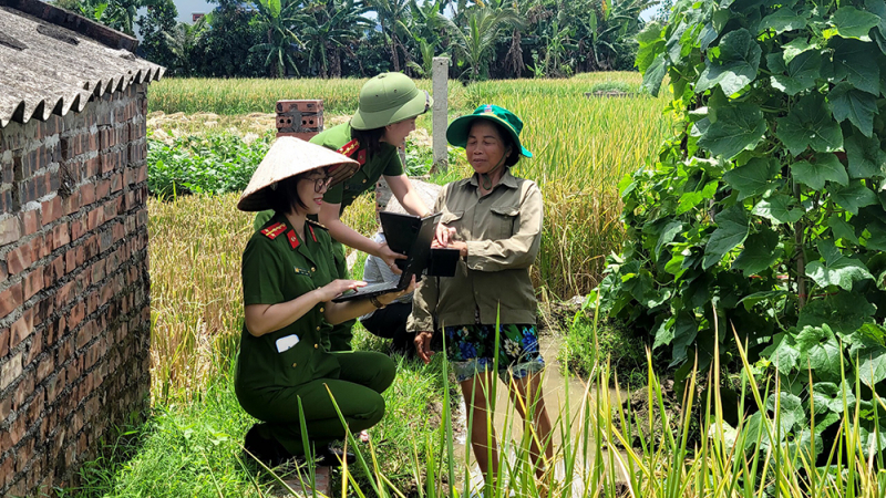 Lực lượng Cảnh sát quản lý hành chính về trật tự xã hội xây dựng nền hành chính văn minh, hiện đại -0