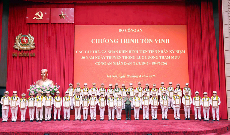 Phát huy truyền thống vẻ vang, lực lượng tham mưu Công an nhân dân phấn đấu hoàn thành xuất sắc nhiệm vụ -0