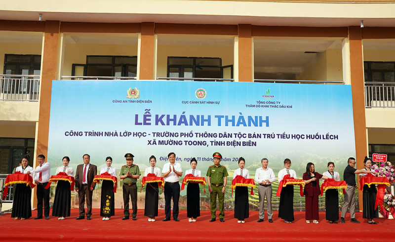 Khánh thành công trình giáo dục trọng điểm tại xã biên giới Mường Toong -0