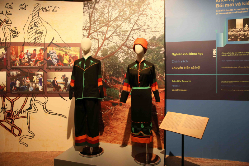 Trưng bày, giới thiệu nhiều tư liệu, thành tựu nghiên cứu đặc biệt về dân tộc học -0