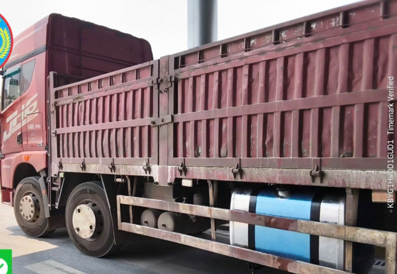 Ngăn chặn vận chuyển trái phép xăng dầu qua biên giới -0