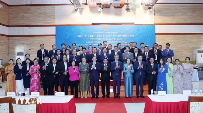 Đưa quan hệ láng giềng hữu nghị giữa Việt Nam, Lào và Campuchia phát triển lên tầm cao mới -0