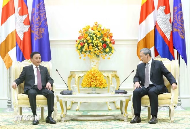 Senior Party official’s visits promote Vietnam-Laos-Cambodia comprehensive cooperation -0