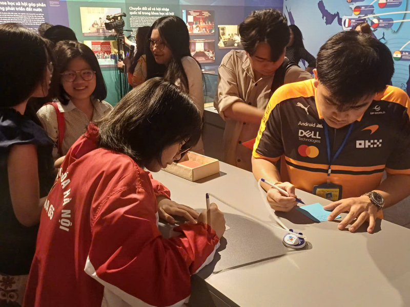 Trưng bày, giới thiệu nhiều tư liệu, thành tựu nghiên cứu đặc biệt về dân tộc học -1