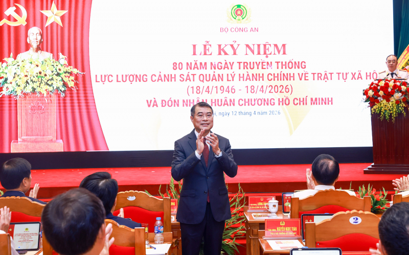Thủ tướng Lê Minh Hưng dự Lễ kỷ niệm 80 năm Ngày truyền thống lực lượng Cảnh sát QLHC về TTXH -0