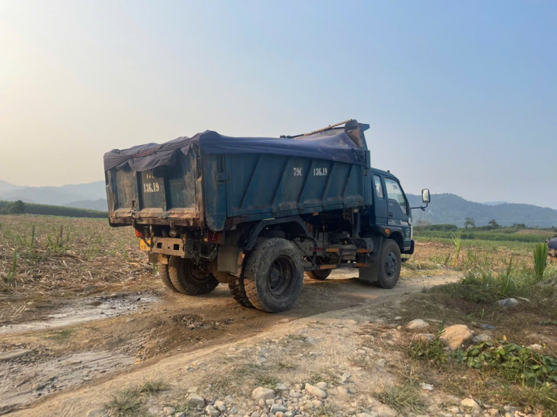 Bắt quả tang nhóm 