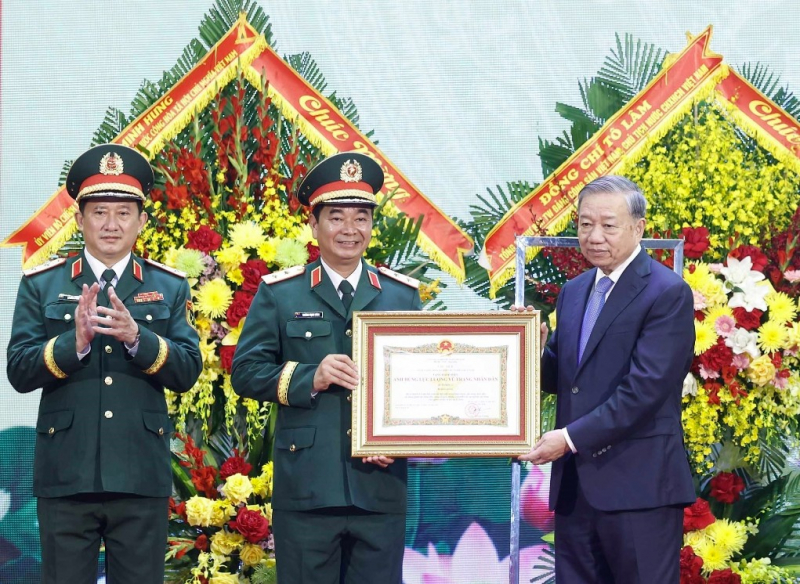 Tổng Bí thư, Chủ tịch nước Tô Lâm: Xây dựng Lực lượng vũ trang Quân khu 1 vững mạnh toàn diện -0