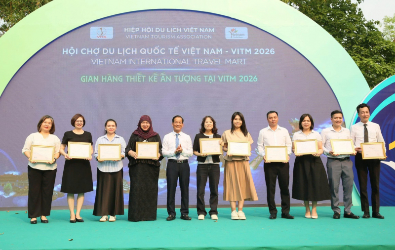 Trên 90.000 lượt người tham gia Hội chợ Quốc tế Việt Nam 2026 -0