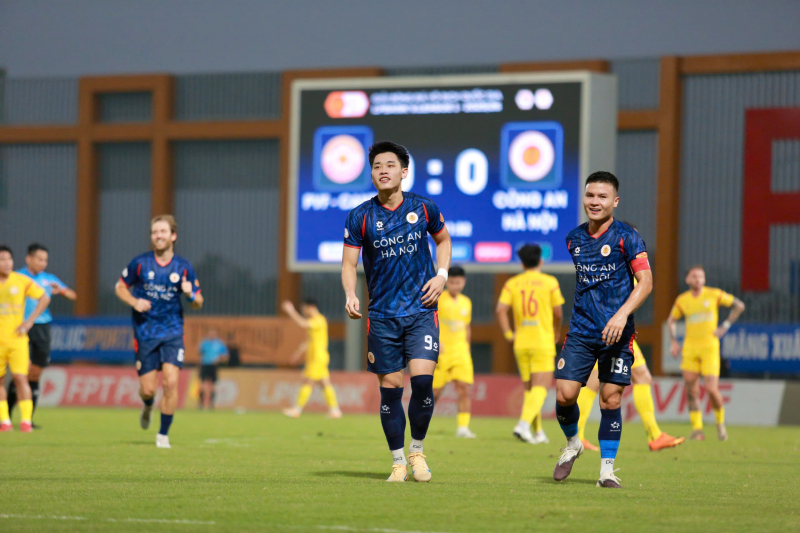 Sinh nhật trên sân cỏ: Quang Hải và vai trò thủ lĩnh tại CLB Công an Hà Nội -0