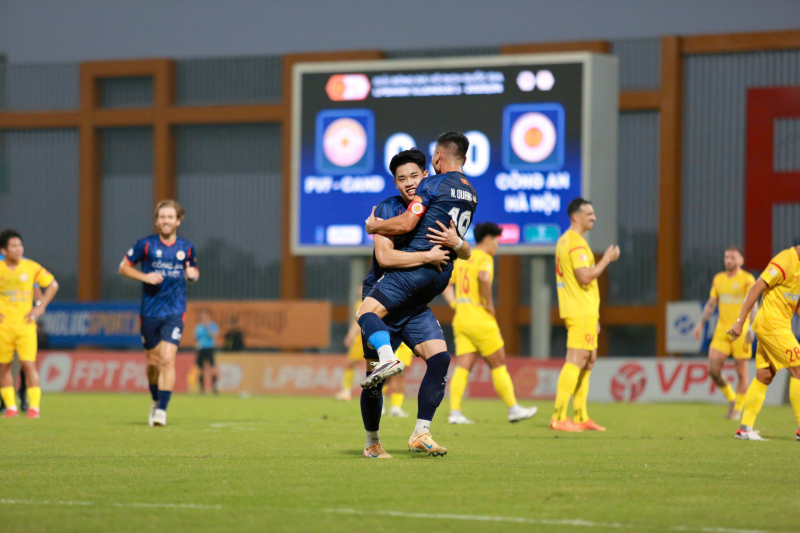 Sinh nhật trên sân cỏ: Quang Hải và vai trò thủ lĩnh tại CLB Công an Hà Nội -0