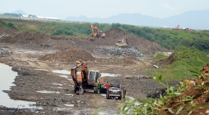 Truy tìm chủ sở hữu 9 phương tiện liên quan vụ án tại hồ chứa nước Đá Đen -0