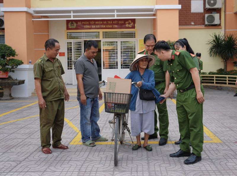 Lan tỏa phong trào thi đua “Ba nhất” từ cơ sở của Công an TP Hồ Chí Minh -1