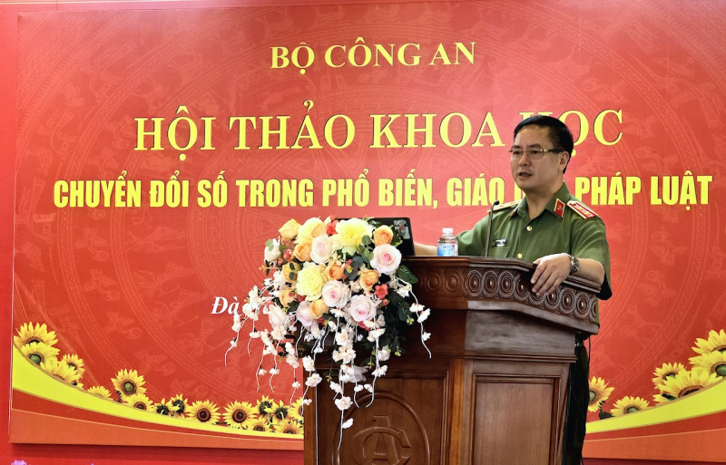 Hội thảo khoa học “Chuyển đổi số trong phổ biến, giáo dục pháp luật” trong CAND -0