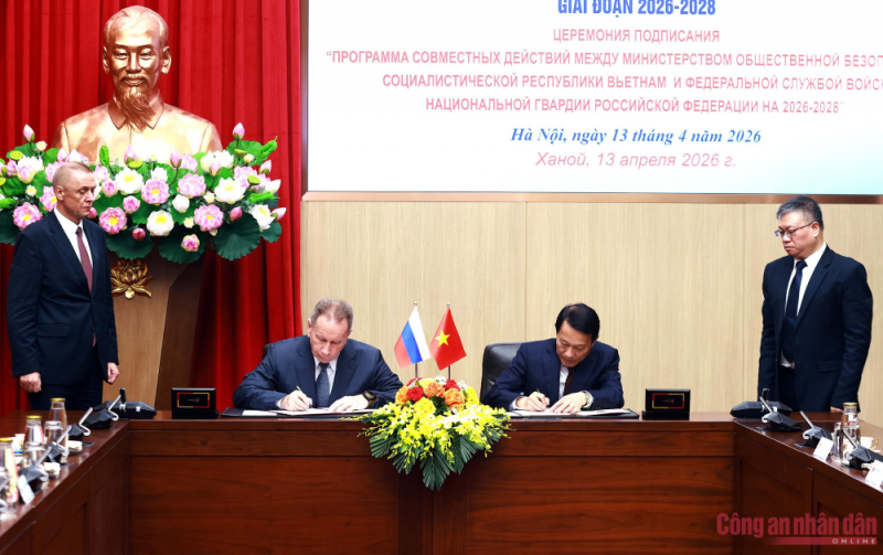 Vietnam and Russia expand cooperation in security and law enforcement -0