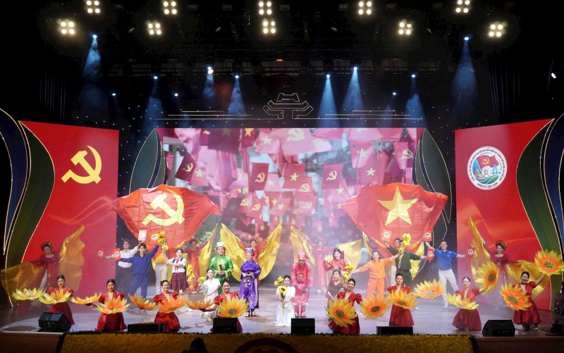 Lan tỏa mạnh mẽ tinh thần học tập, nghiên cứu, đưa Nghị quyết Đại hội XVIII vào cuộc sống -0