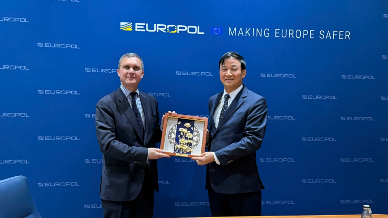  Nâng cao hiệu quả hợp tác quốc tế phòng, chống tội phạm thông qua Mạng lưới Cảnh sát toàn cầu - INTERPOL -0