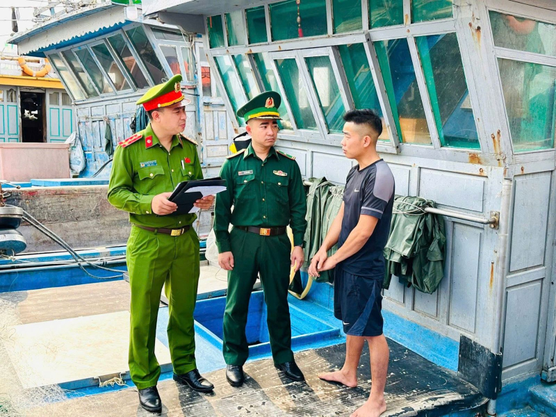 Thu hồi vũ khí góp phần “làm sạch” nguy cơ tiềm ẩn ngay từ cơ sở -0