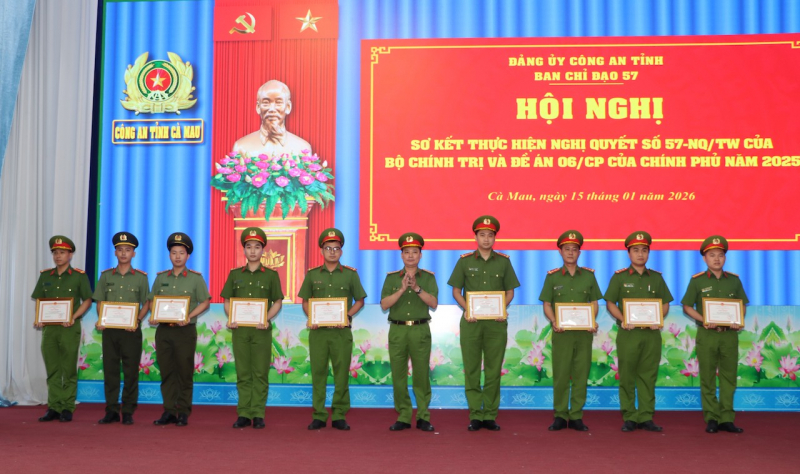 Tham mưu Công an tỉnh địa đầu cực Nam Tổ quốc viết tiếp trang sử vẻ vang -0