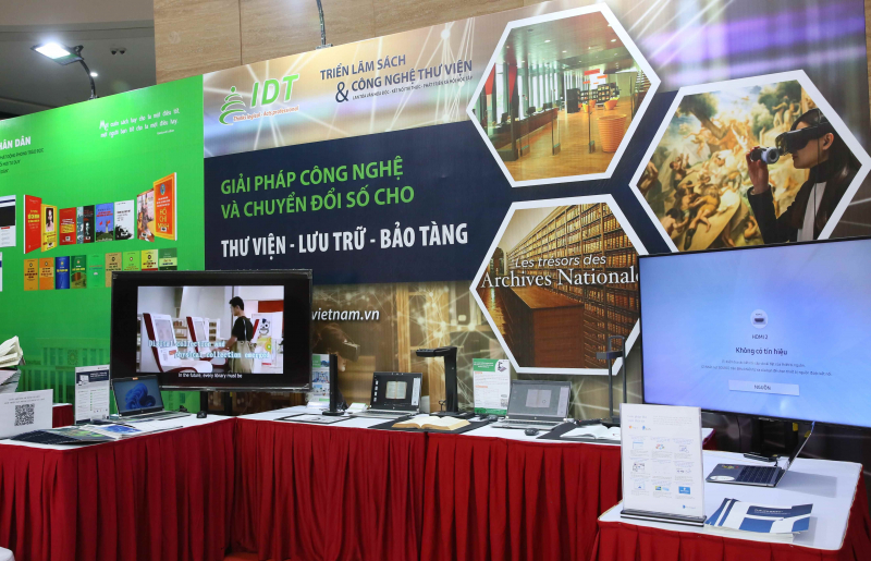 Triển lãm sách, công nghệ thư viện, lan toả văn hoá đọc, kết nối tri thức -0