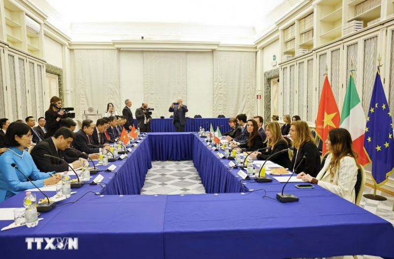 Chủ tịch Quốc hội đề nghị Italy có chính sách miễn thị thực cho công dân Việt Nam -0