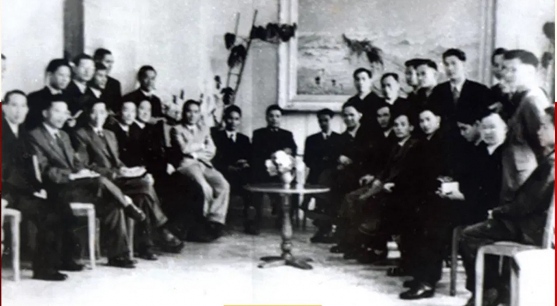 Bài 2: Chặng đường lịch sử vẻ vang qua những giai đoạn cách mạng -0