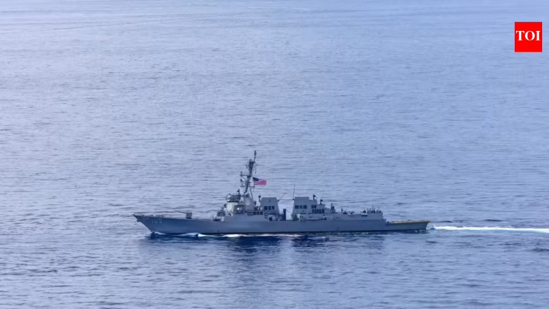 Hơn 10.000 lính Mỹ vây kín eo biển Hormuz -0