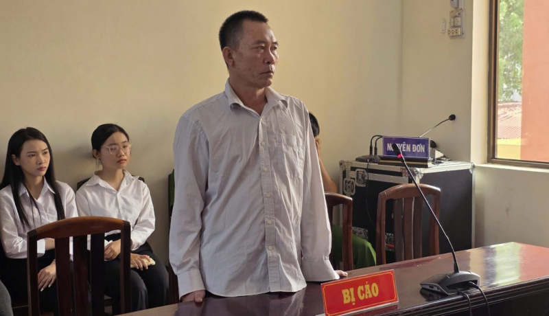 Thuyền trưởng lãnh 7 năm tù vì tổ chức cho 16 ngư dân xuất cảnh trái phép -0