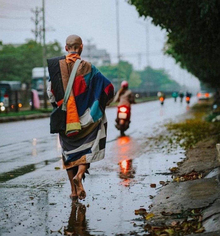 Từ “hiện tượng mạng” đến thủ đoạn lợi dụng vấn đề tôn giáo trên không gian số -0