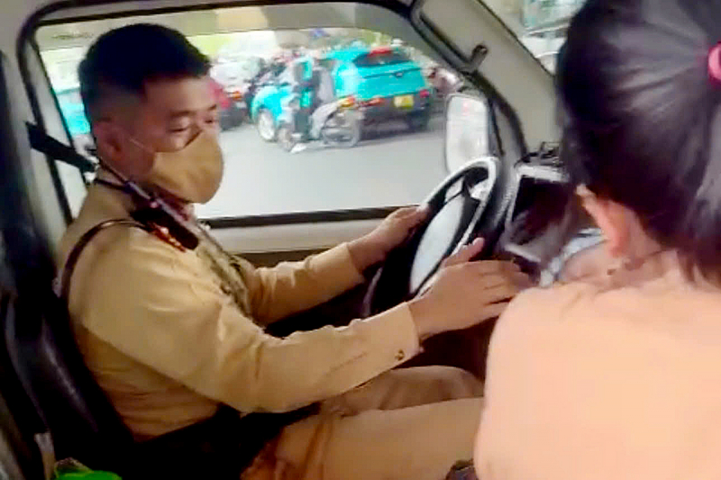 479796604524884285.jpg -0