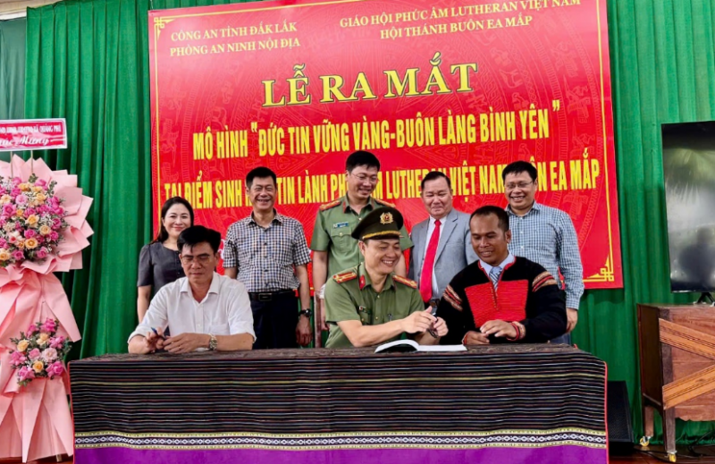 Hiệu quả từ mô hình “Đức tin vững vàng - buôn làng bình yên” -0