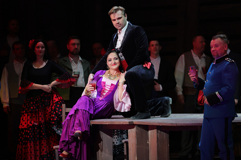 Biểu tượng nghệ thuật hàn lâm Belarus mang tinh hoa thế giới đến Nhà hát Hồ Gươm -0