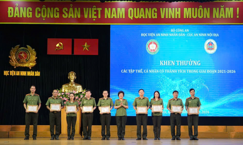 Ký kết bản ghi nhớ hợp tác và ra mắt Diễn đàn An ninh nội địa -0