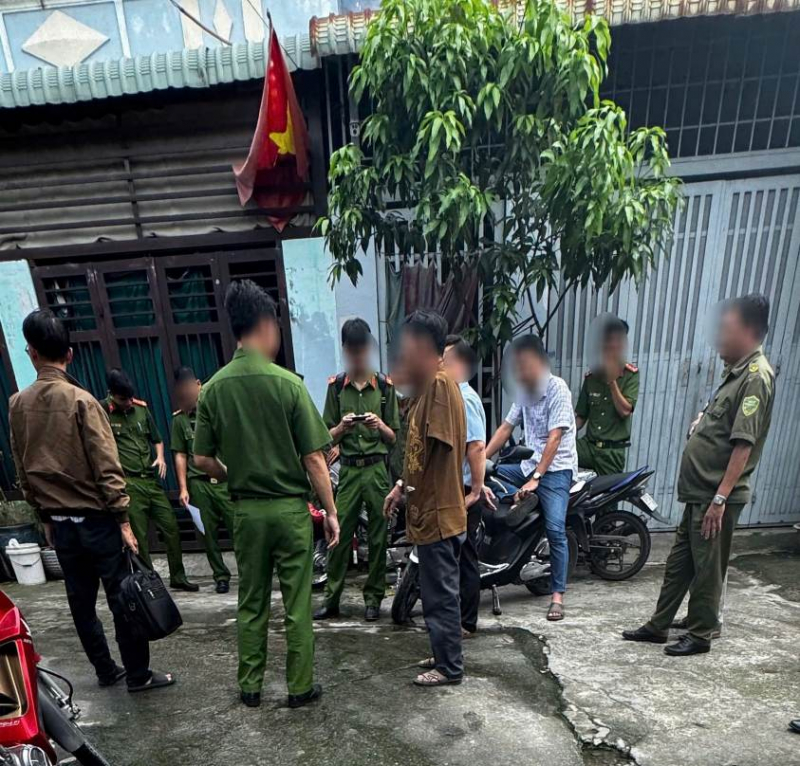 Khởi tố, bắt tạm giam người 