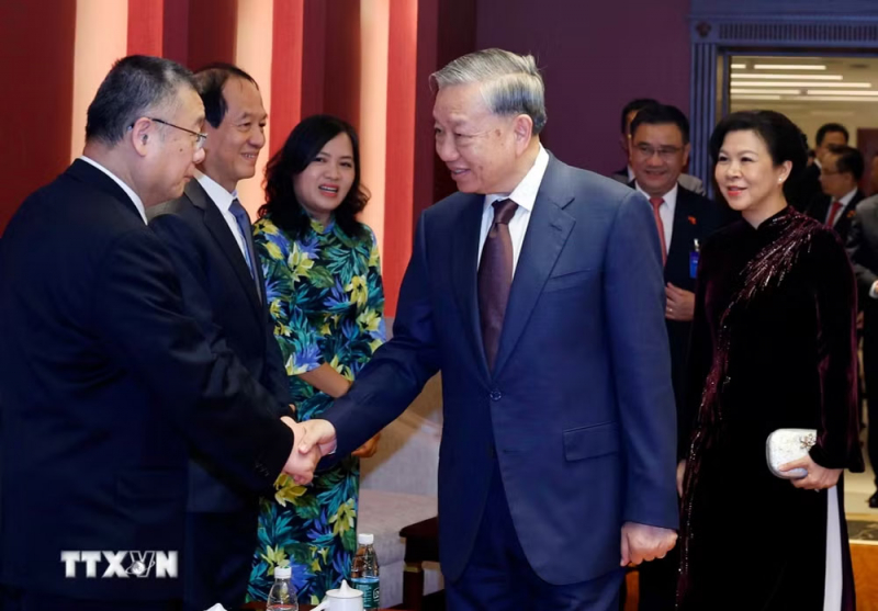 Tiếp tục “giữ lửa,