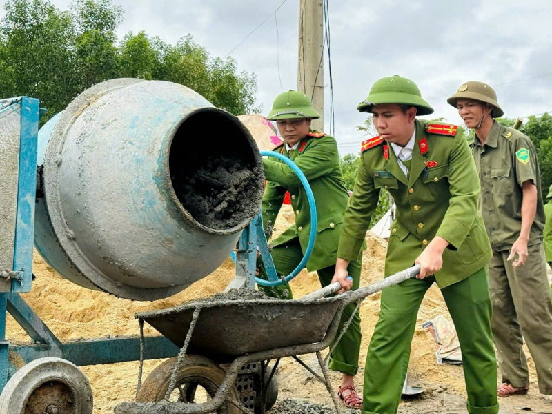 Kỳ cuối: Gần dân để phục vụ tốt nhất - Mệnh lệnh từ con tim -0